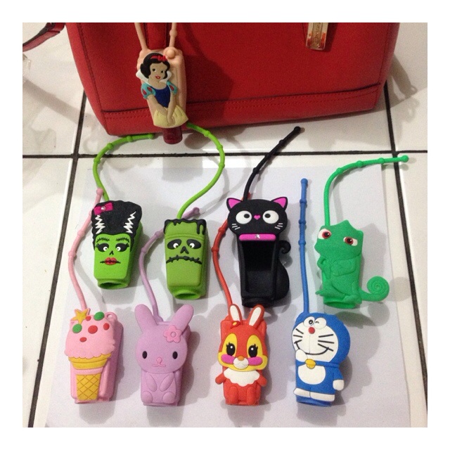 Holder pocketbac bbw / pocketbag / snow white / gantungan tas / gantungan kunci