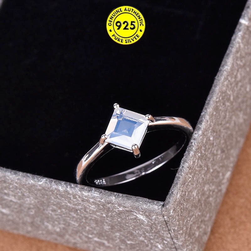 Cincin Silver 925 Dengan Batu Moonstone Untuk Wanita