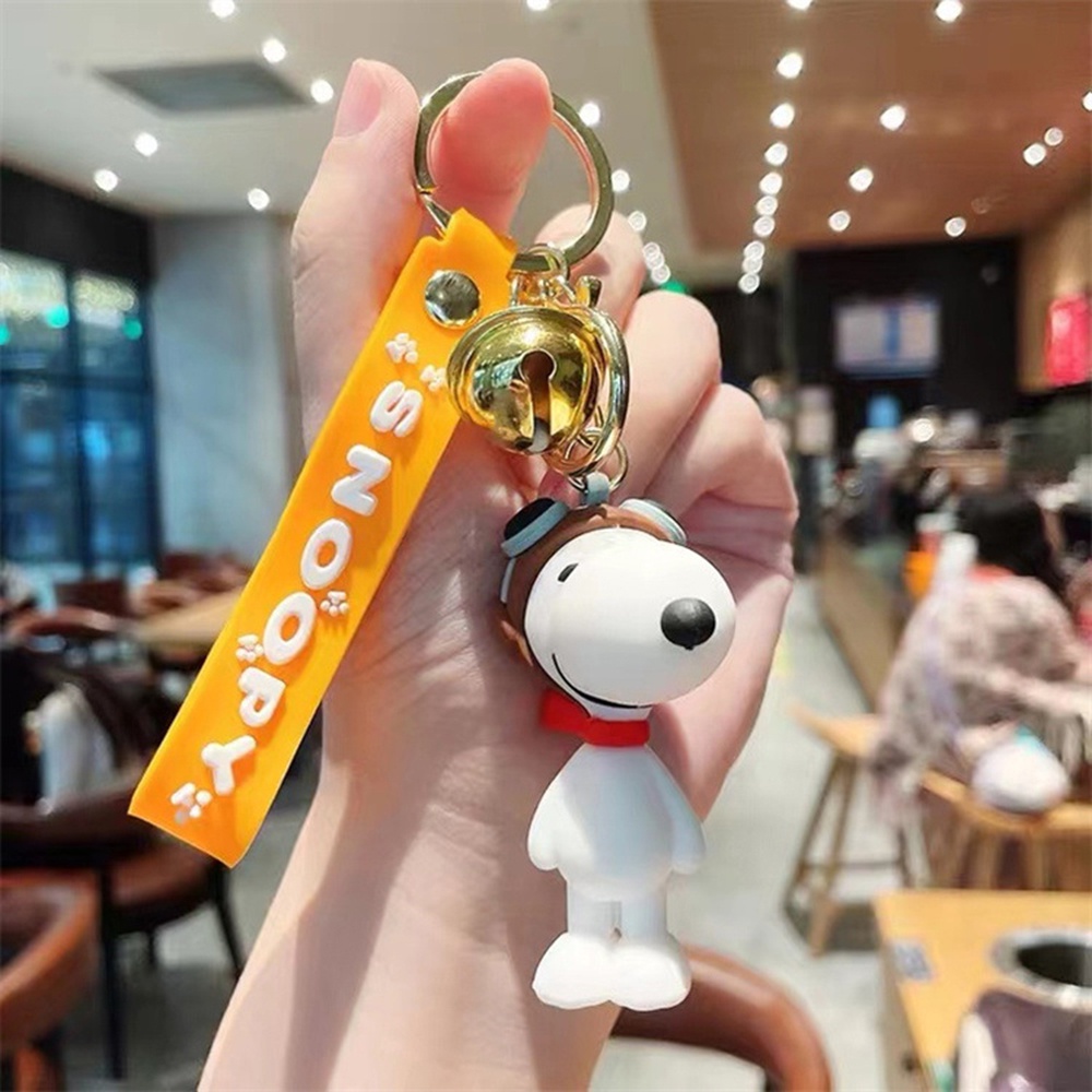 Gantungan Kunci Bentuk Boneka Snoopy Bahan Silikon Untuk Aksesoris Tas Wanita