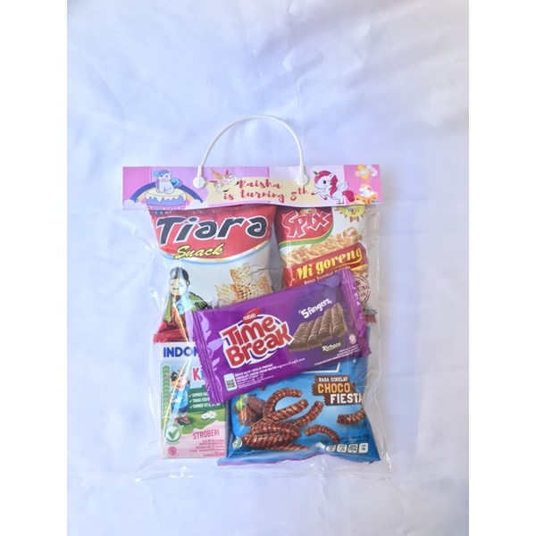 

Paket Snack Ulang Tahun Anak 8.000, Snack Ulang Tahun Custom Nama dan Foto Anak