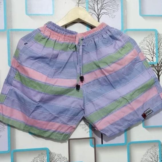 Celana Pendek Pria/Wanita Motif Garis2