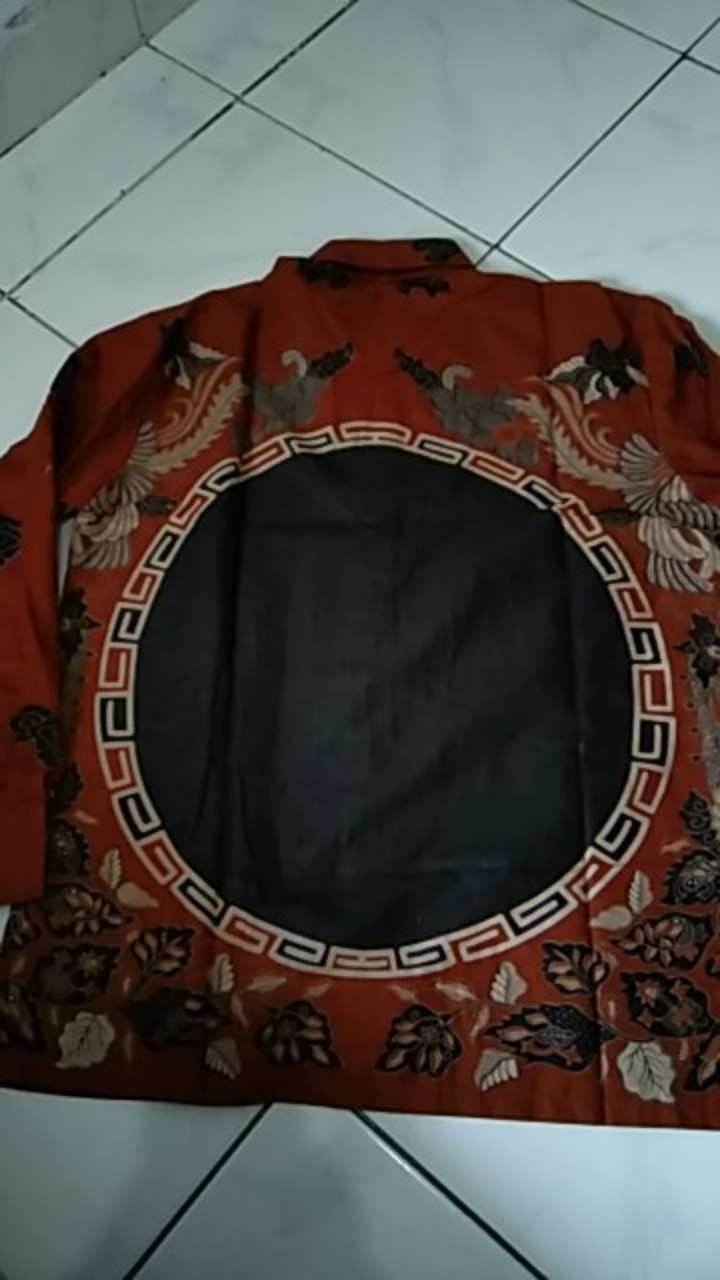 Kemeja Batik Pria Lengan Panjang • Baju Batik Pria • Atasan Tradisional Batik Pria Best Seller