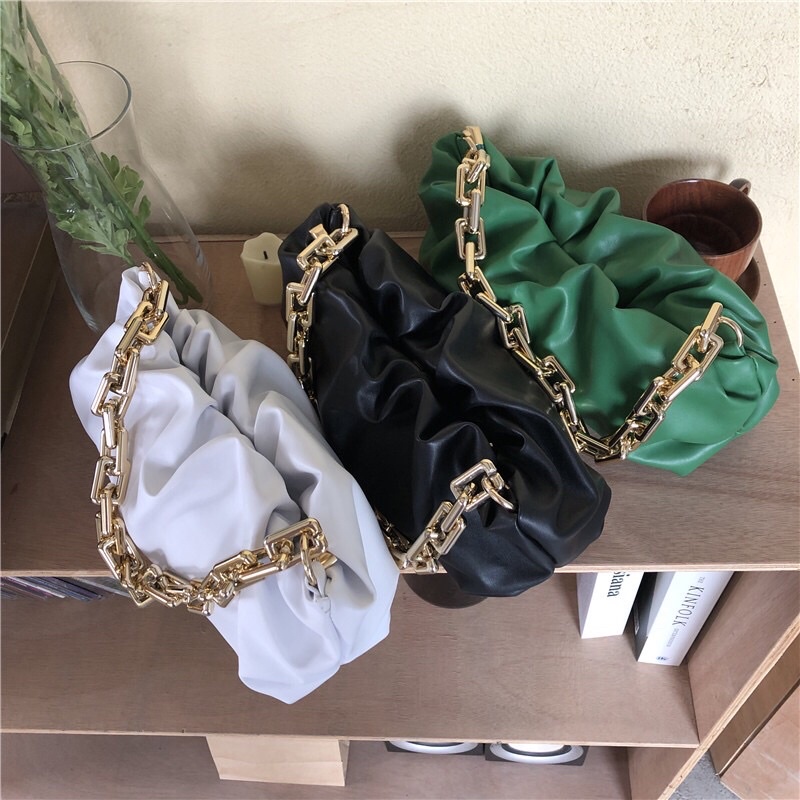 Mores Tas Selempang Wanita Veebi The Chain Cloud Slingbag Baguette Mini Kerut PU Kulit Sintetis