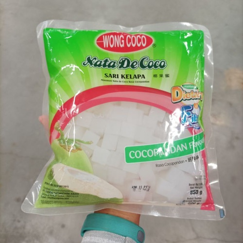 

Wong Coco Nata De Coco Cubes Cocopandan 850 gr