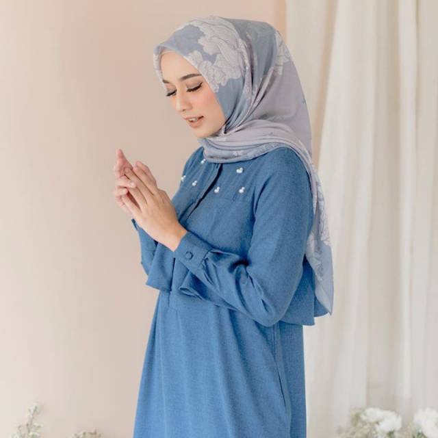 Ava dress by wearing klamby