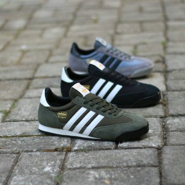 addidas 3 stripe shoes