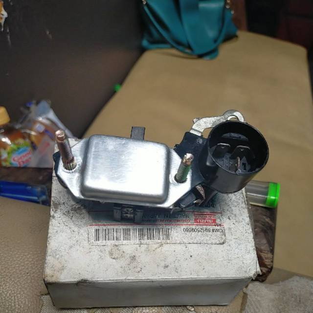 IC REGULATOR  ORI DINAMO AMPERE ISUZU PANTHER 2,5( fareasi REMBANG)