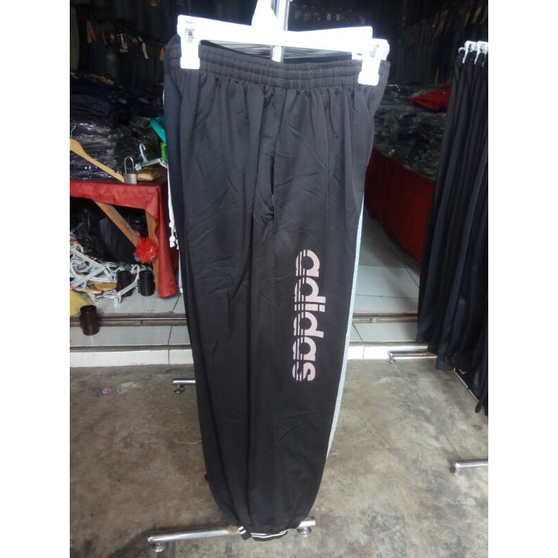 CELANA TRAINING KARET BAWAH JUMBO