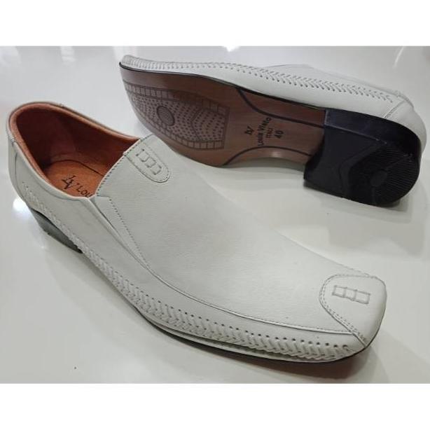 Promo Sepatu Pantofel Pria Kulit Asli Pantofel Putih Merek Louis Visto Promo Heboh| Serba Murah| Trendi| Premium| Import| Terlaris| Cuci Gudang| Stok Terbatas| Produk Terbaru| Terlaris| Sangat Laku| Baru| Hot||