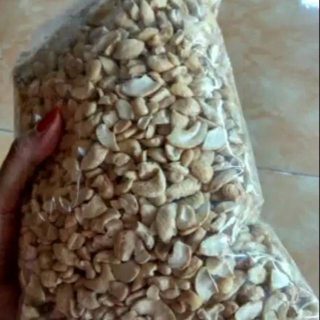 

Kacang mente belah campur