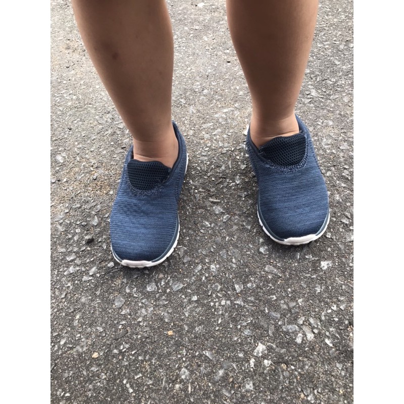 sepatuAnakChampionOri