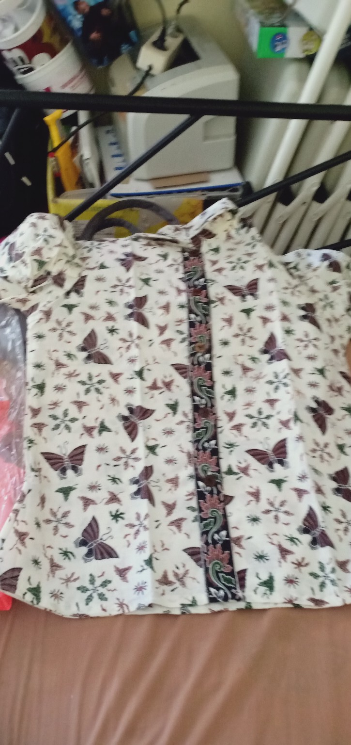 Top Blus Batik Midi Kupu Kupu Cantik Dasar Putih Tidak Luntur Kemeja Batik Anak Perempuan Berkerah