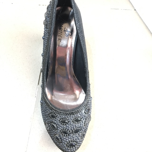 Bartier sepatu resmi,heels