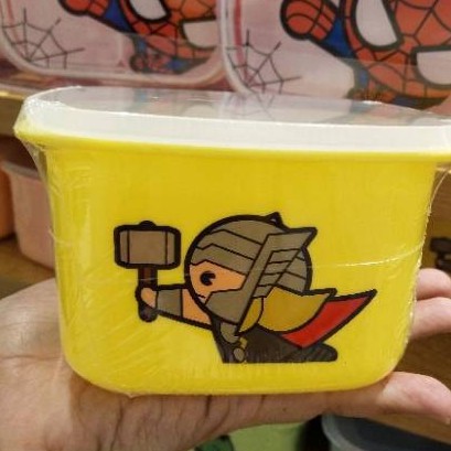 MINISO Marvel Kotak Makan Siang Penyimpanan Makanan Lunch Box 400ml