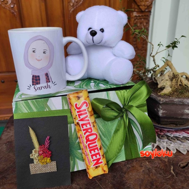 

Kado Ultah Cewek Cowok Birthday gift kotak kado hampers wisuda valentine weddding