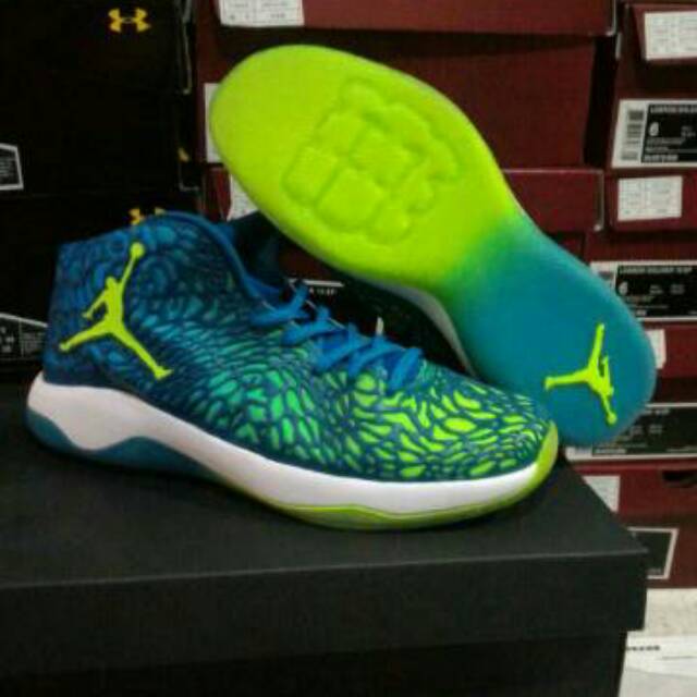 Sepatu Basket Nike Air Jordan Ultrafly Blue Green
