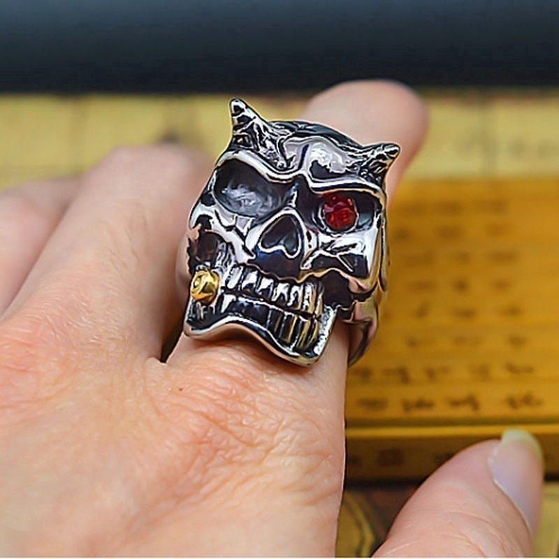 Vintage Fashion Skull Smoking Titanium Steel Men's Ring Jewelry