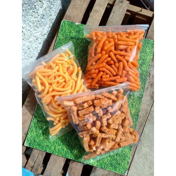 

Snack Murah Meriah(Keripik Basreng, Stik Keju, Kerupuk Stik Pedas, Kerupuk Balado, Kentang Keju Bakar)