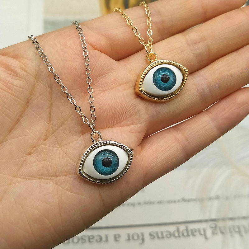 Kalung Rantai Panjang Dengan Liontin Bentuk Mata Setan Bahan Alloy Gaya Retro Punk Eropa Amerika