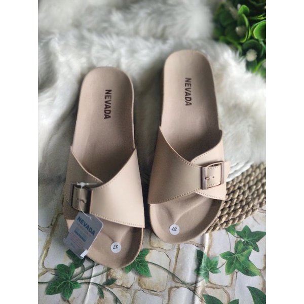 Sandal flet nevad terbaru/  puyuh gesper