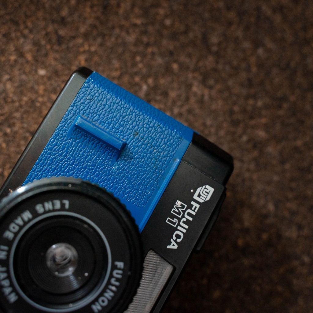 FUJICA M1 BLUE ( NICE CONDITON)   KAMERA FILM KAMERA ANALOG