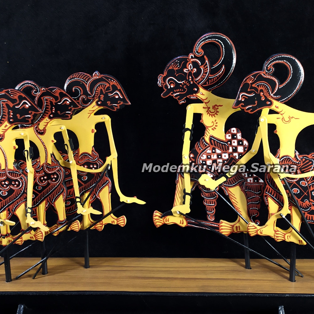 Souvenir Miniatur Wayang Kayu Painting Pendawa Lima Khas Indonesia &amp; Dudukan