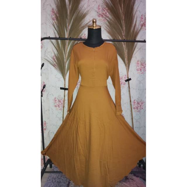 Gamis polis azizah bahan moscrepe/gamis wanuta polos/pakaian wanita polos/manset gamis polos