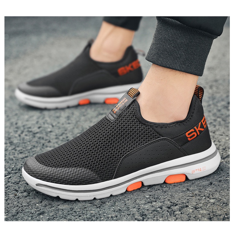 SKECHERS sepatu pria kasual kekinian slip on trendy