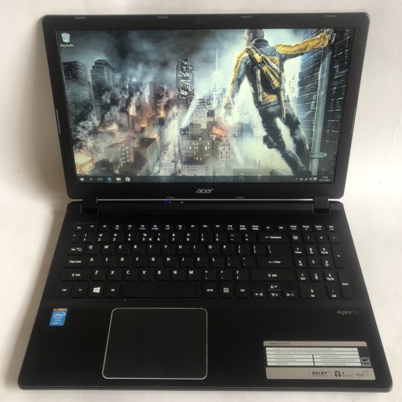 Laptop Acer Aspire V5-573 - Core i5 Gen 4 Muluss