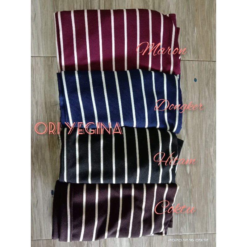 YEGINA KULOT 7/8 PENDEK SUPER JUMBO MOTIF SALUR BESAR MOSCREPE IMPOR.CELANA HARIAN JUMBO.CELANA