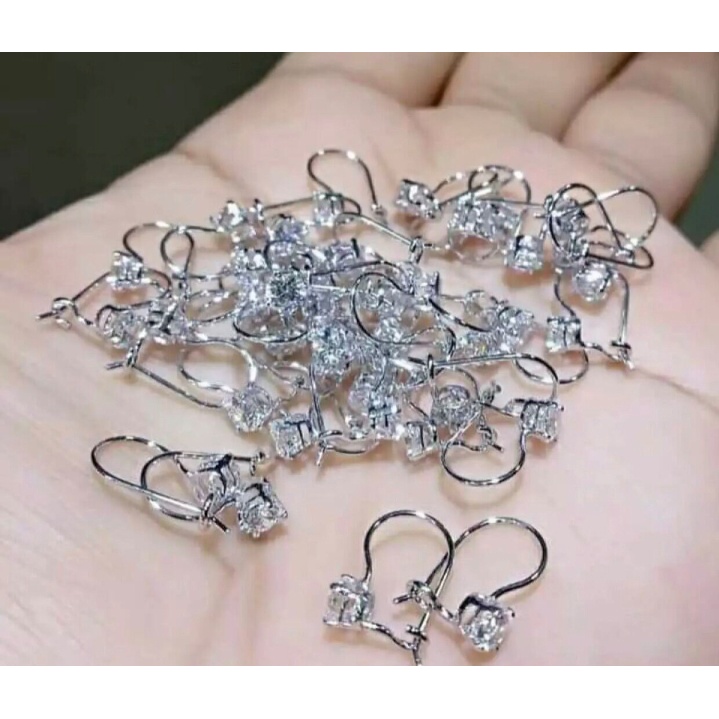 anting lapis emas motif mata satu