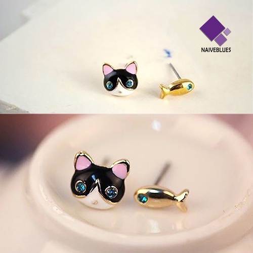 1 Pasang Anting Stud Desain Kucing Aksen Berlian Imitasi Gaya Korea Untuk Wanita