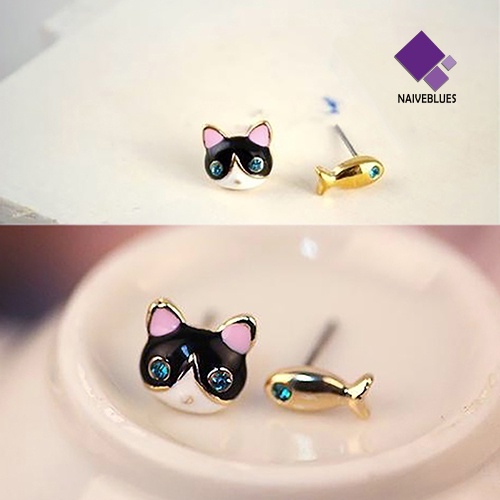 1 Pasang Anting Stud Desain Kucing Aksen Berlian Imitasi Gaya Korea Untuk Wanita