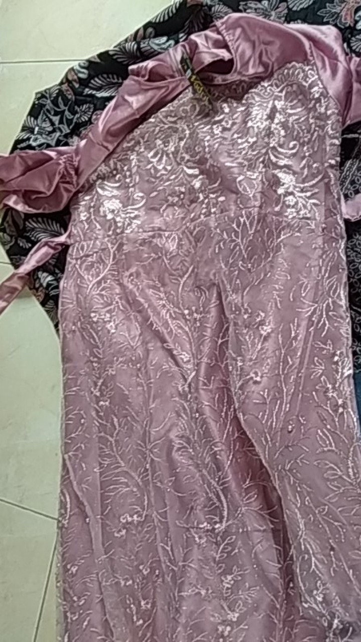 Maura Couple - Sania Ruffle Batik Couple Ori Ndoro Jowi Garansi Termurah Shopee - Batik Solo Modern