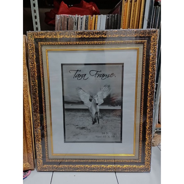 Bingkai foto/frame foto ukir seribu bunga