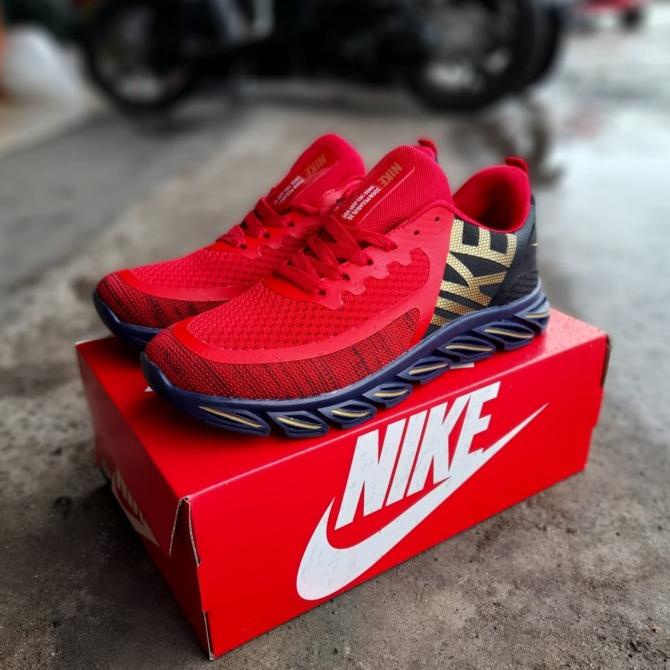Sepatu nike Springblade Merah Pria Sneakers Running Original 39-44 Terbaik