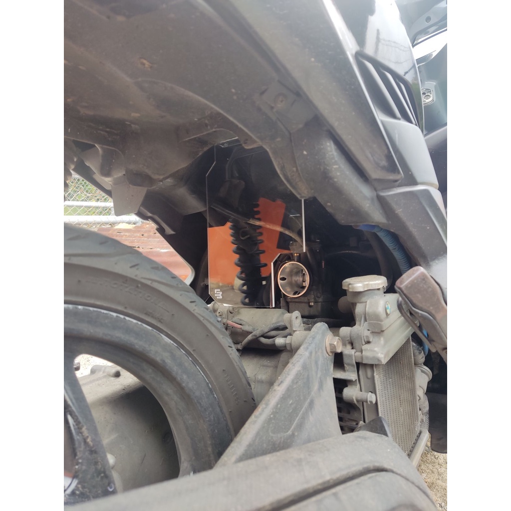 Mudflap Akrilik Vario Techno Karbu