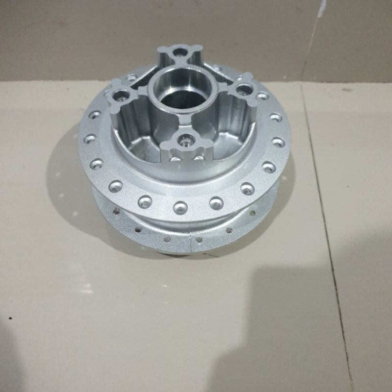 tromol belakang supra x 125 double cakram tromol belakang double disc supra x125 original