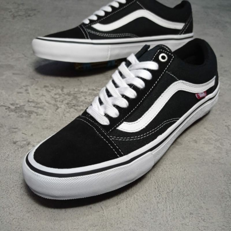 Sepatu vans oldskool black and white Bnib premium-4