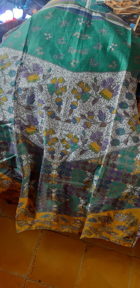 Benang Raja Tunik Batik Wanita Lengan Panjang Motif Sinaran Soft