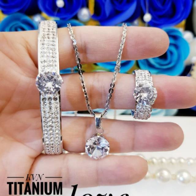 Titanium set perhiasan 1605j