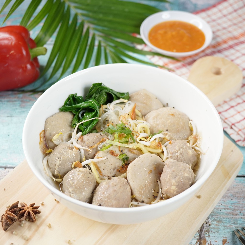 

Bakso Campur (gepeng, urat, dan halus)