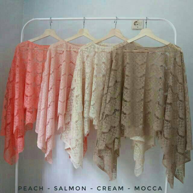 Cape brukat batwing