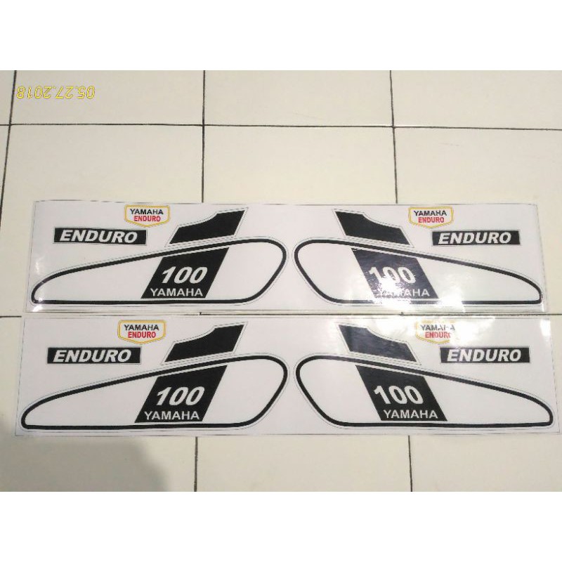 STRIPING - STICKER Yamaha DT B - DT100 B - DT 100 B