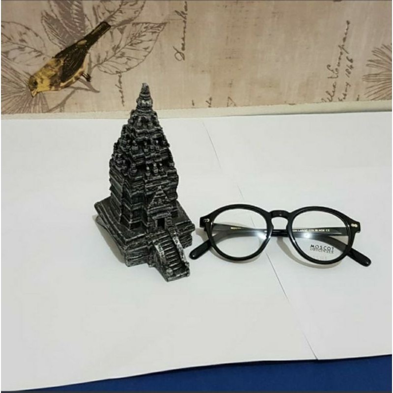 Kacamata Moscot bulat