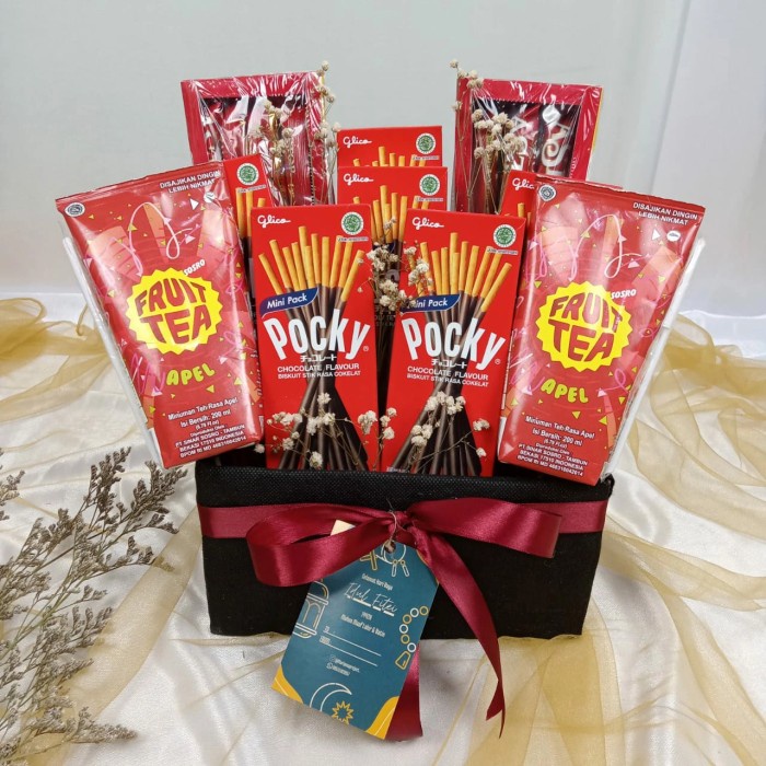 

Coklat Lebaran - Parcel Ramadhan Hampers Hari Raya Lebaran Box Coklat Dan Teh Black Red