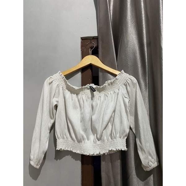 sabrina crop top off shoulder brand hnm