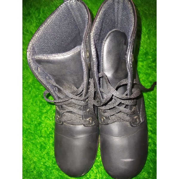 BOOTS KULIT SINTETIS- SECOND. Low Quality