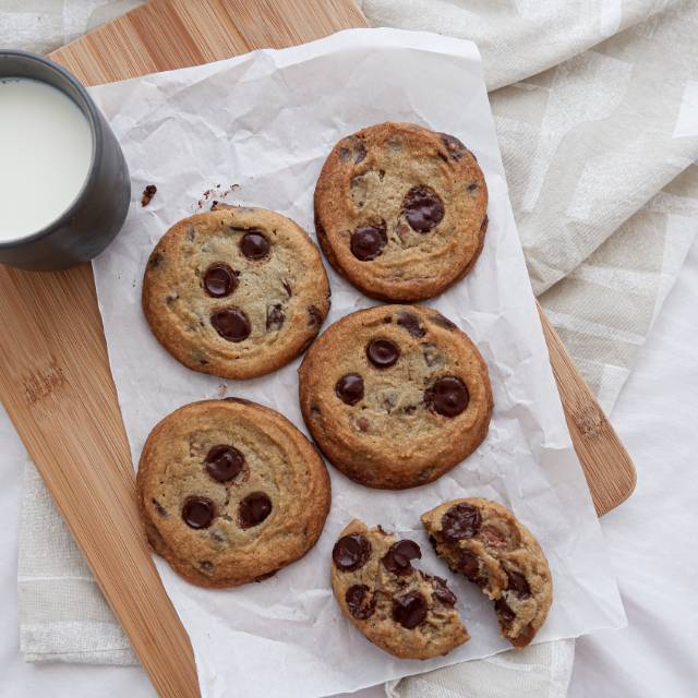 

RACIKAN MEIMEI Soft Baked Cookies with Premium Ingredients (minimal 4 pcs)