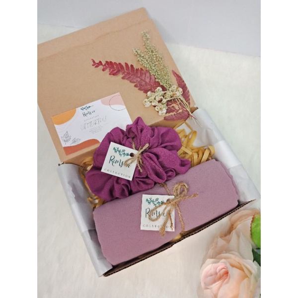 

HAMPERS KADO ULTAH GRADUATION MURAH